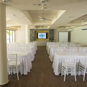 Tukan 4*, Playa del Carmen México
