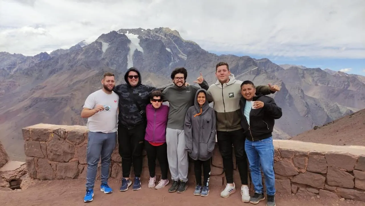 Hostel Ruca Potu Mendoza 0*,  Argentina